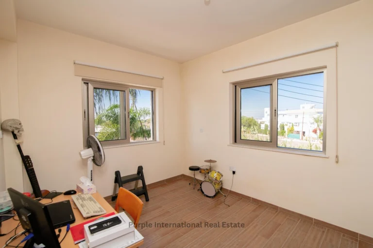 5 Bedroom House for Sale in Paralimni, Famagusta District