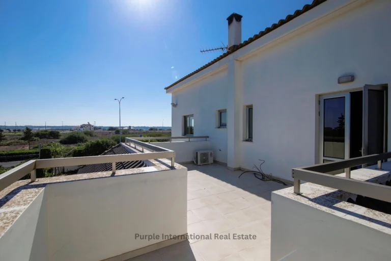 5 Bedroom House for Sale in Paralimni, Famagusta District