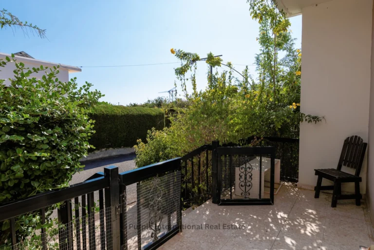 Cheap Houses and Villas for Sale Famagusta up to 400000 euro