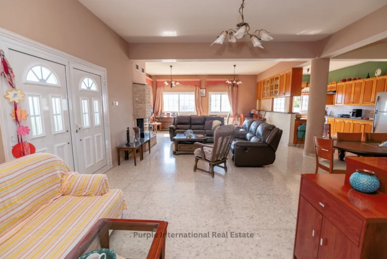 Cheap Houses and Villas for Sale Famagusta up to 400000 euro
