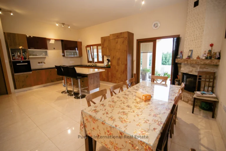 4 Bedroom House for Sale in Larnaca District