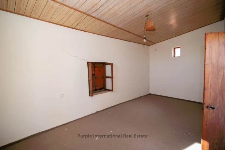 Cheap Houses and Villas for Sale Larnaca