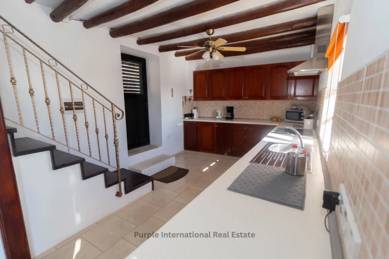 2 Bedroom House for Sale in Tochni, Larnaca District