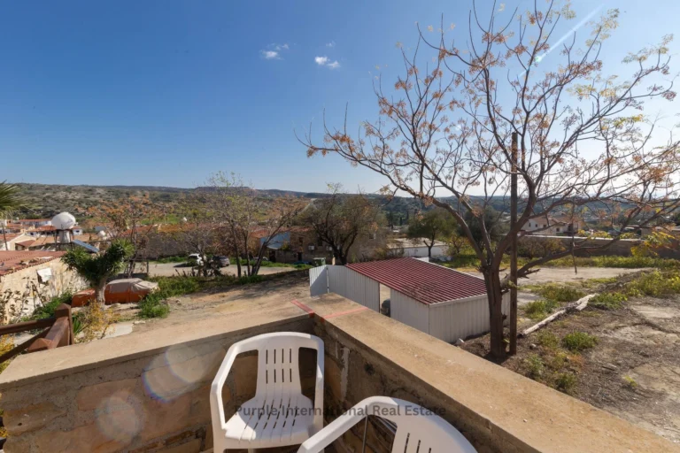 2 Bedroom House for Sale in Tochni, Larnaca District