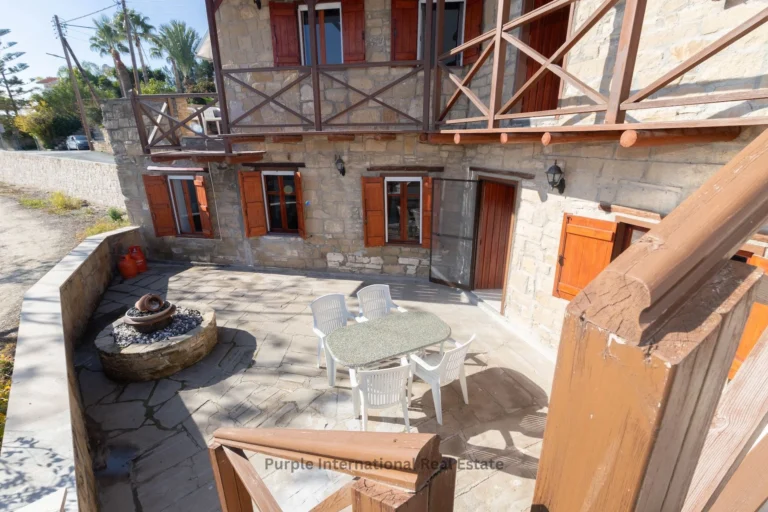 2 Bedroom House for Sale in Tochni, Larnaca District