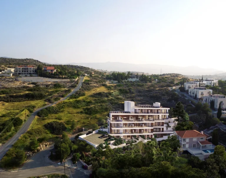 4 Bedroom Apartment for Sale in Agios Tychonas, Limassol District