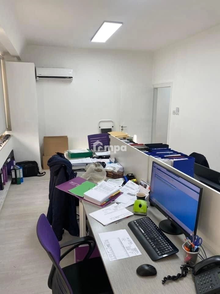 90m² Office for Rent in Nicosia District