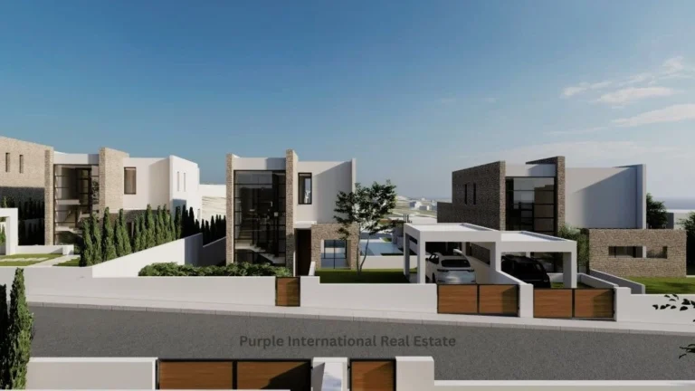 4 Bedroom House for Sale in Sea Caves, Paphos District