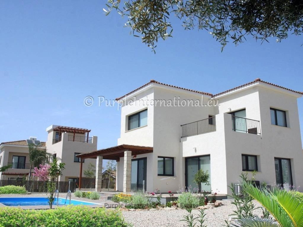 2 Bedroom House for Sale in Secret Valley, Paphos District