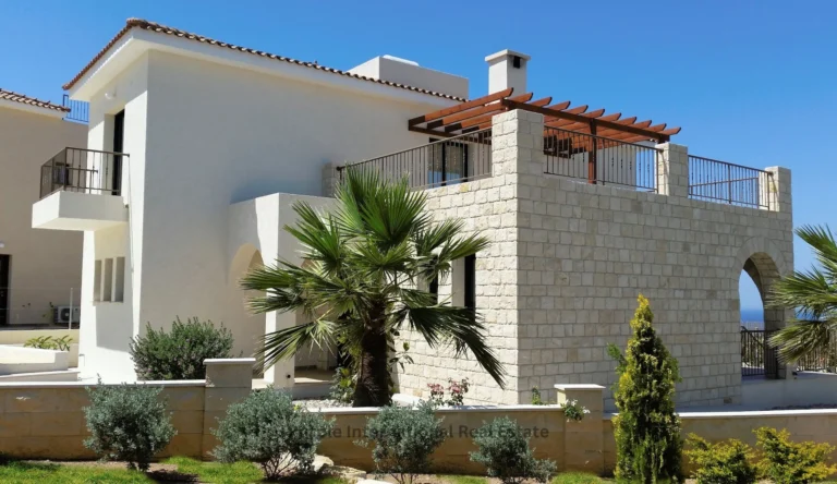 2 Bedroom House for Sale in Secret Valley, Paphos District