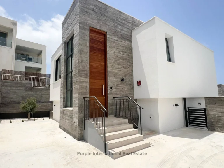 3 Bedroom House for Sale in Chlorakas, Paphos District