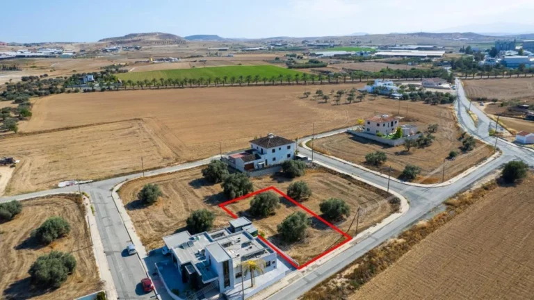 652m² Plot for Sale in Athienou, Larnaca District