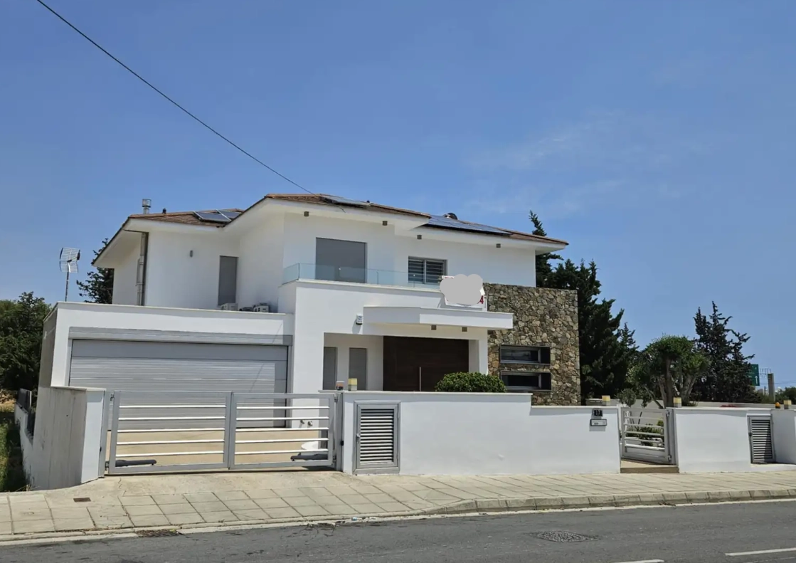 5 Bedroom House for Rent in Germasogeia, Limassol District