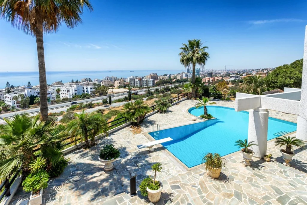 6+ Bedroom House for Sale in Armenochori, Limassol District
