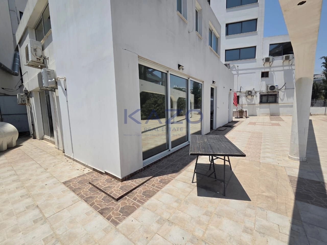 200m² Office for Rent in Limassol District
