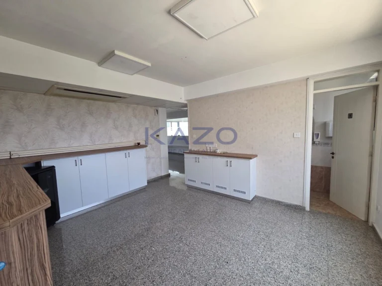 160m² Office for Rent in Limassol District