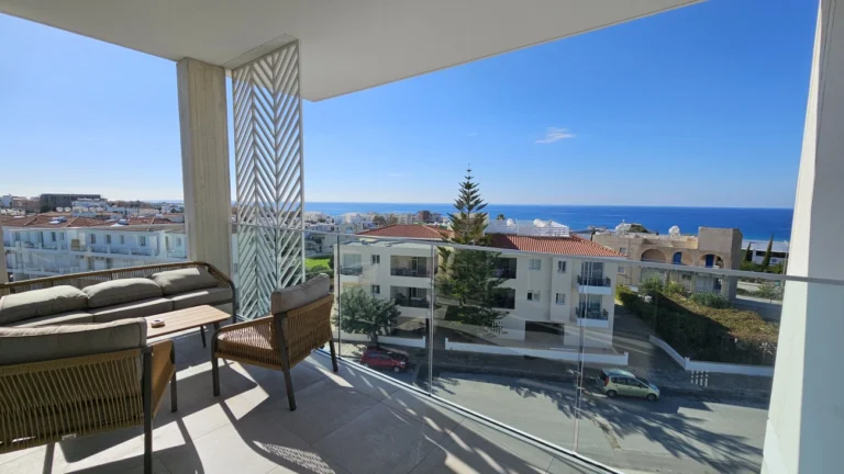 1 Bedroom Apartment for Sale in Tombs Of the Kings, Paphos District