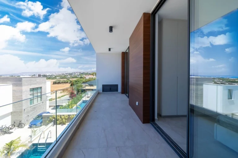 3 Bedroom House for Sale in Chlorakas, Paphos District
