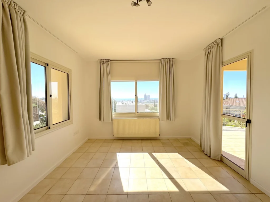 5 Bedroom House for Sale in Germasogeia, Limassol District