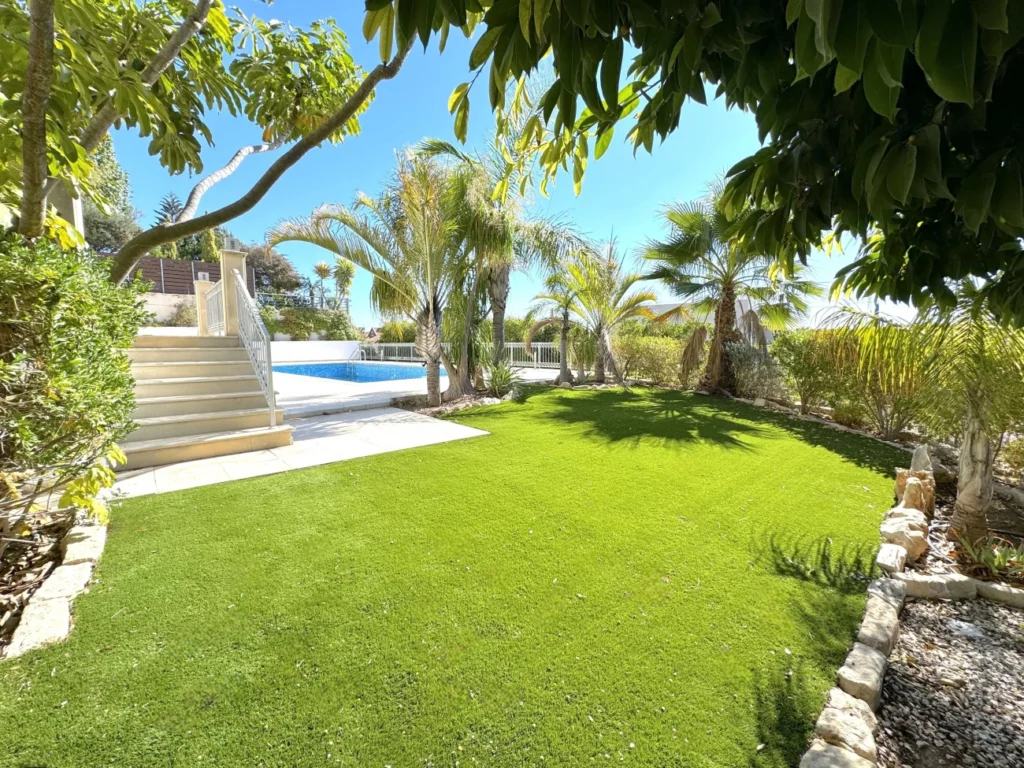 5 Bedroom House for Sale in Germasogeia, Limassol District