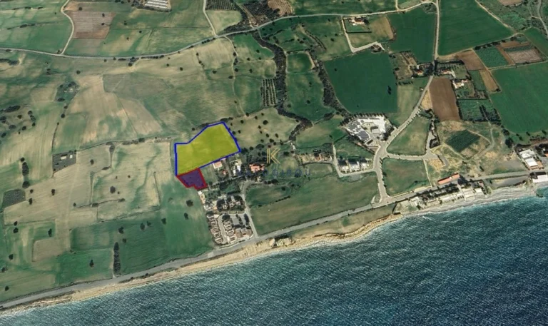 11,920m² Plot for Sale in Agios Theodoros, Larnaca District