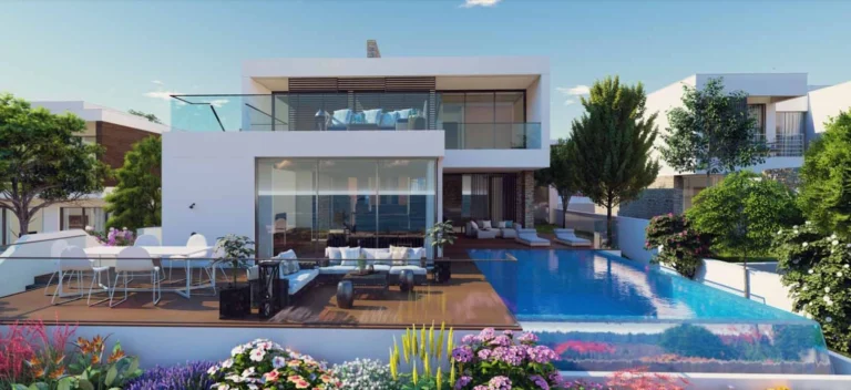 5 Bedroom House for Sale in Chlorakas, Paphos District