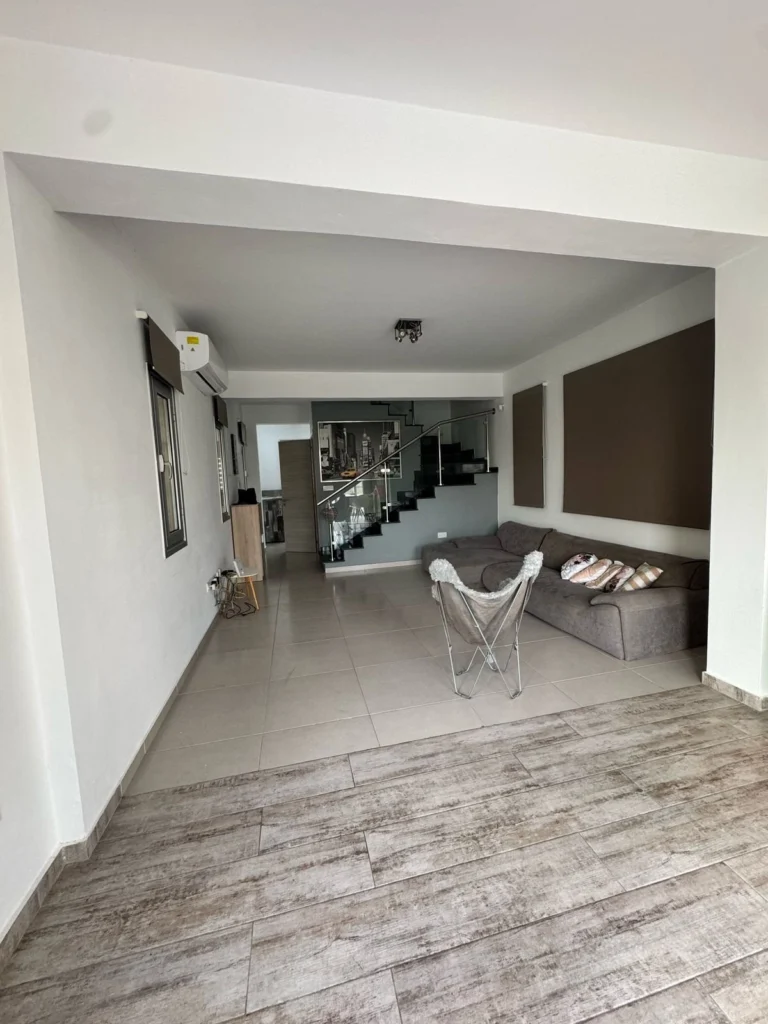 3 Bedroom House for Sale in Kolossi, Limassol District