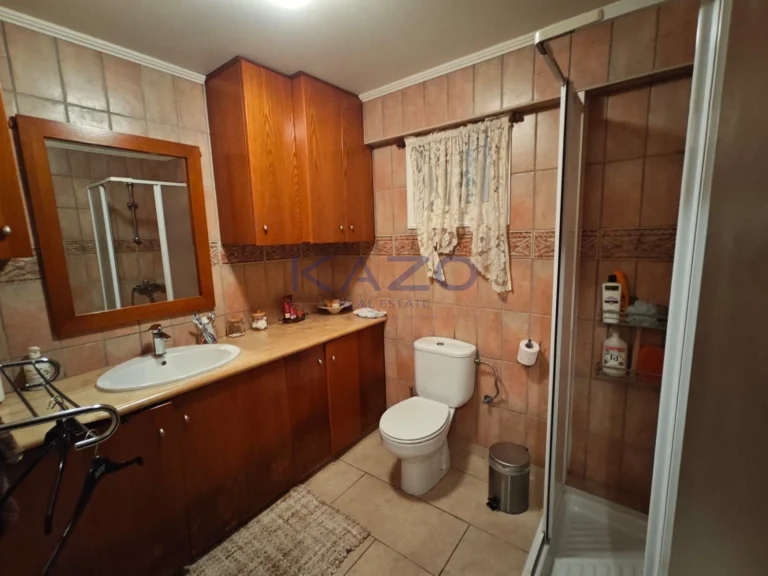 5 Bedroom House for Sale in Limassol – Kapsalos