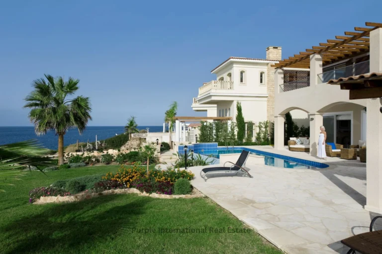 4 Bedroom House for Sale in Coral Bay, Paphos District