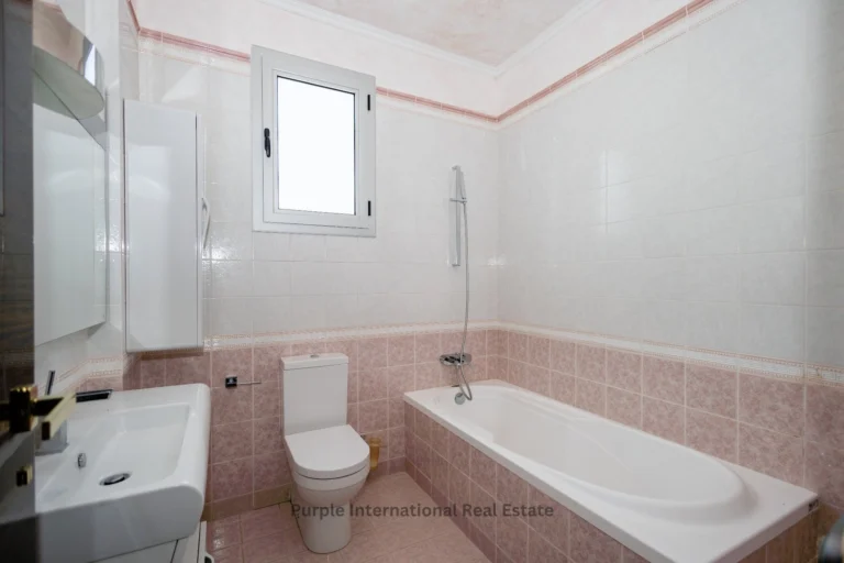 4 Bedroom House for Sale in Germasogeia, Limassol District