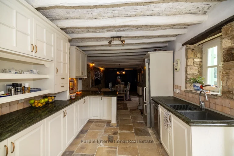 2 Bedroom House for Sale in Tochni, Larnaca District