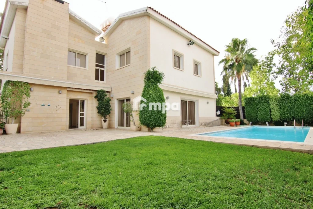 4 Bedroom House for Rent in Engomi, Nicosia District