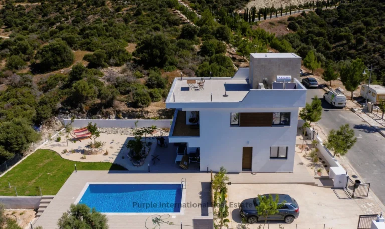 2 Bedroom House for Sale in Secret Valley, Paphos District