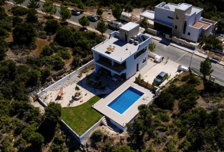 2 Bedroom House for Sale in Secret Valley, Paphos District
