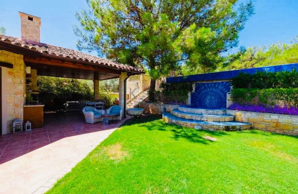 5 Bedroom House for Sale in Limassol District