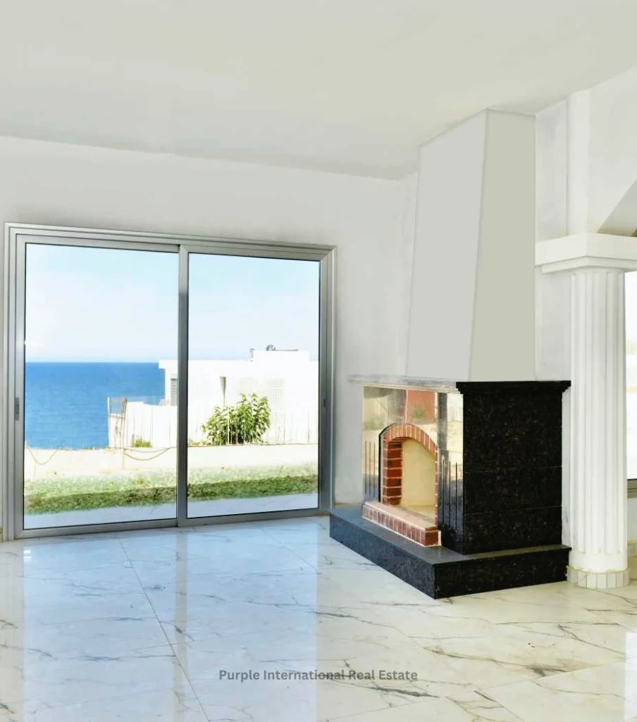5 Bedroom House for Sale in Chlorakas, Paphos District