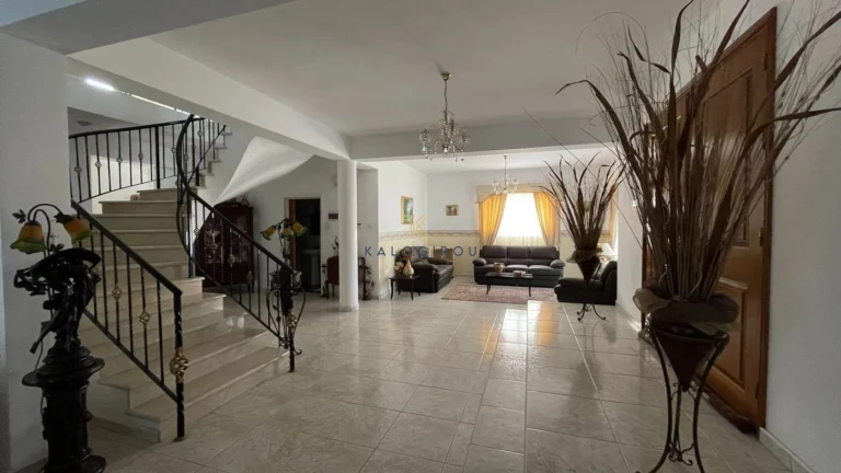 5 Bedroom House for Sale in Anafotida, Larnaca District
