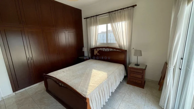 5 Bedroom House for Sale in Anafotida, Larnaca District