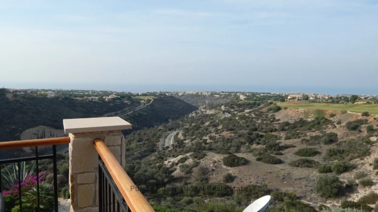 5 Bedroom House for Sale in Aphrodite Hills, Paphos District