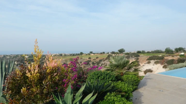 5 Bedroom House for Sale in Aphrodite Hills, Paphos District