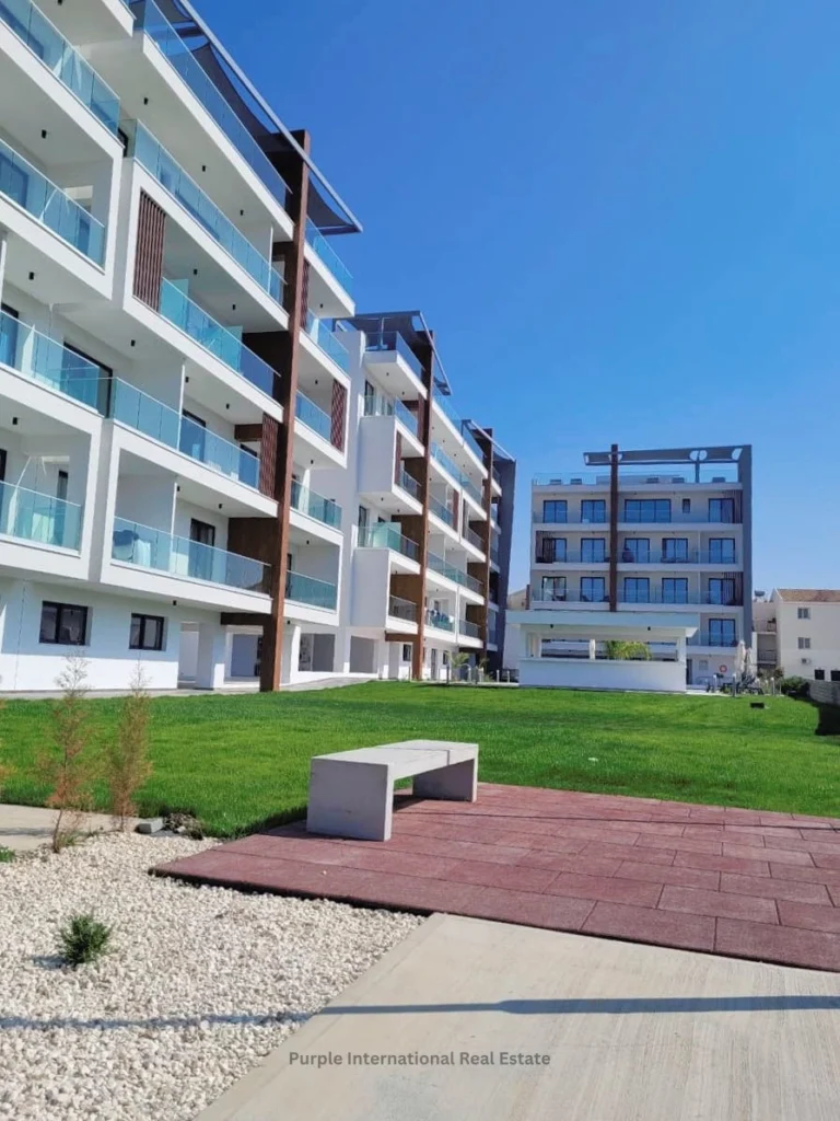 2 Bedroom Apartment for Sale in Paphos – Universal