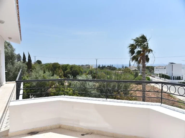 5 Bedroom House for Sale in Famagusta – Agia Napa