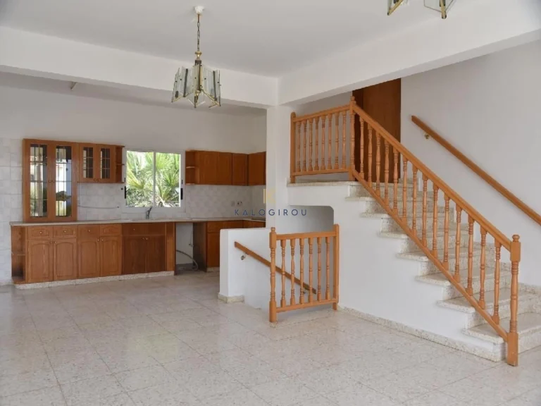 5 Bedroom House for Sale in Famagusta – Agia Napa