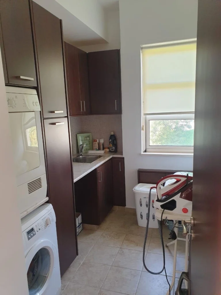5 Bedroom House for Sale in Limassol – Agios Athanasios