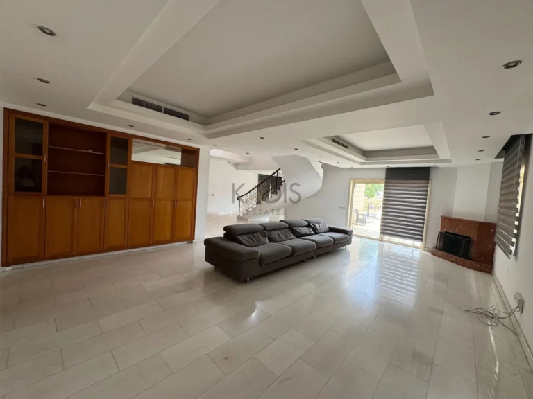 4 Bedroom House for Sale in Aglantzia, Nicosia District
