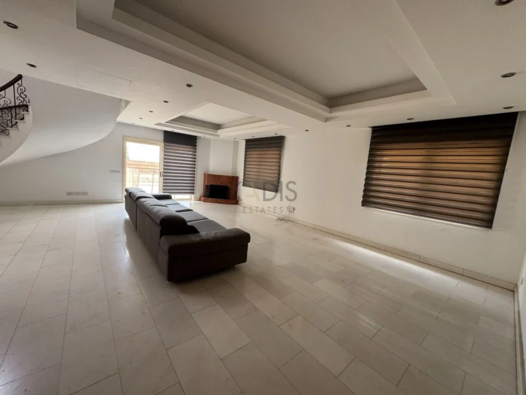 4 Bedroom House for Sale in Aglantzia, Nicosia District