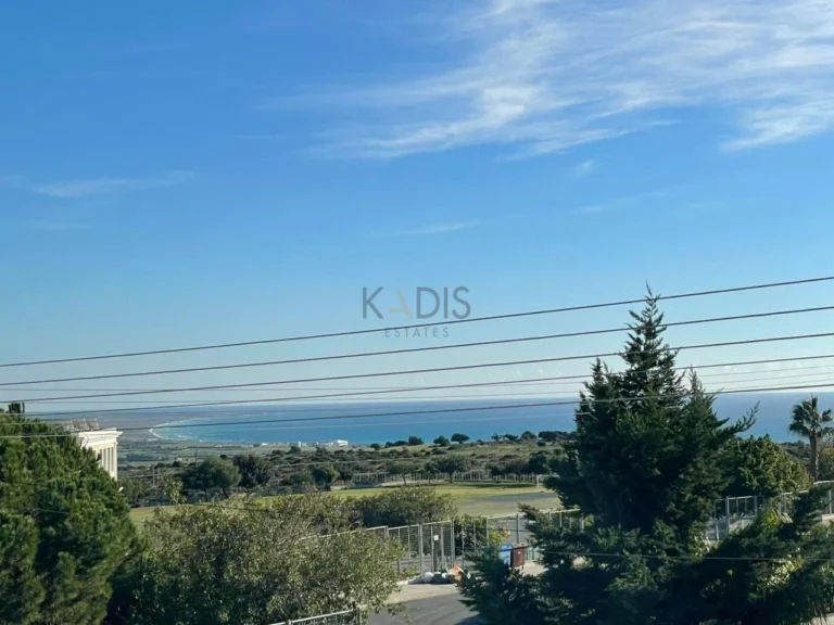 4 Bedroom House for Sale in Episkopi Lemesou, Limassol District