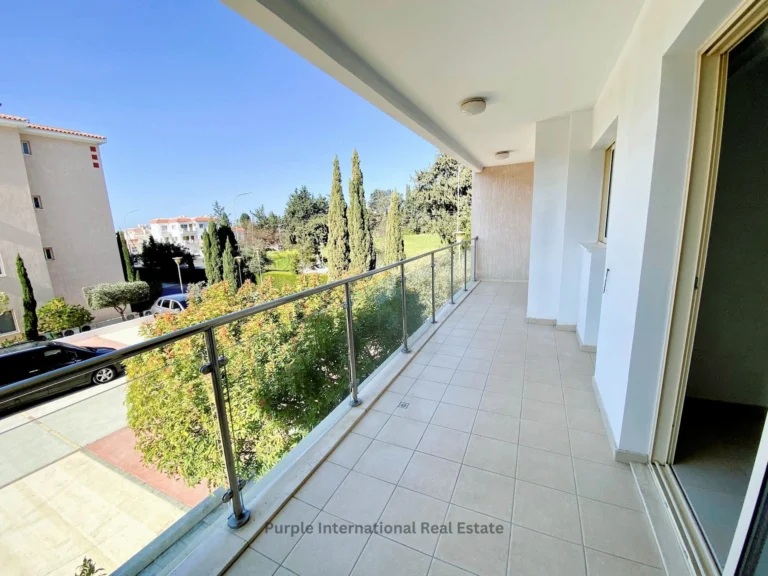 3 Bedroom Apartment for Sale in Paphos – Universal