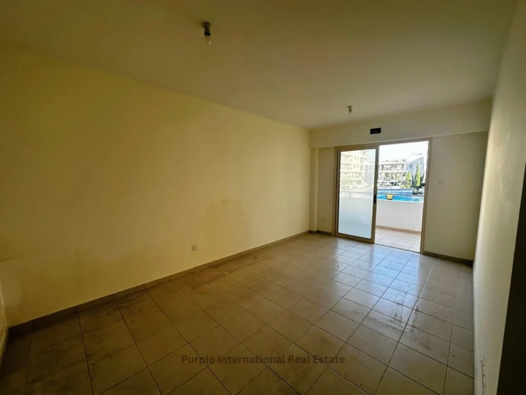 2 Bedroom Apartment for Sale in Paphos – Universal