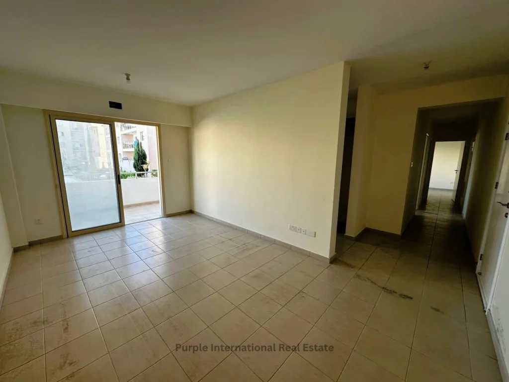 2 Bedroom Apartment for Sale in Paphos – Universal
